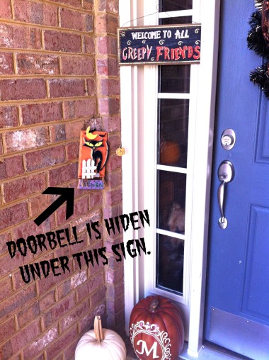 Cover your doorbell to reduce your pet's stress!